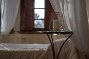 foto letto baldacchino villa