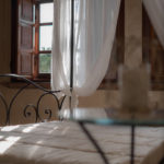 foto letto baldacchino villa